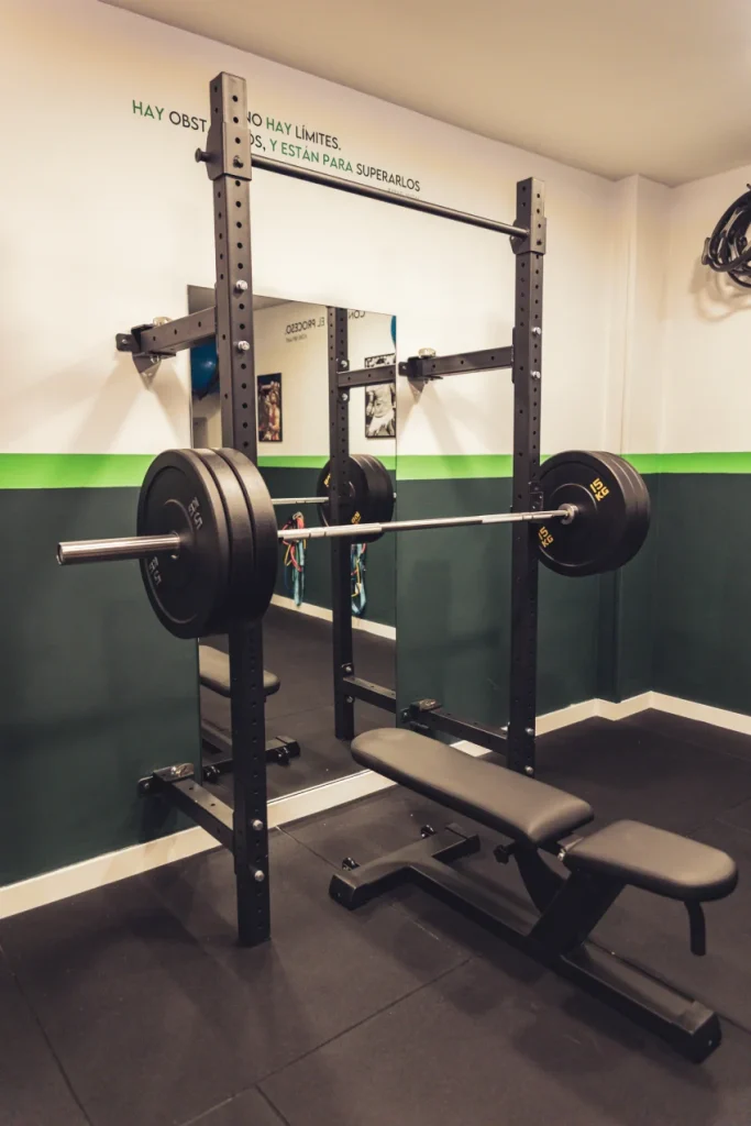 fisio deportivo ajalvir pesas en la sala